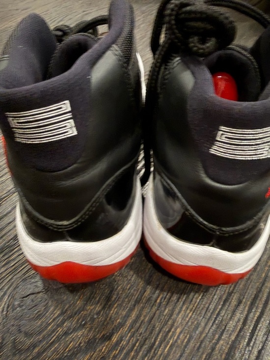 Air Jordan 11 Bred Playoff XI Sz 8.5 main image 8